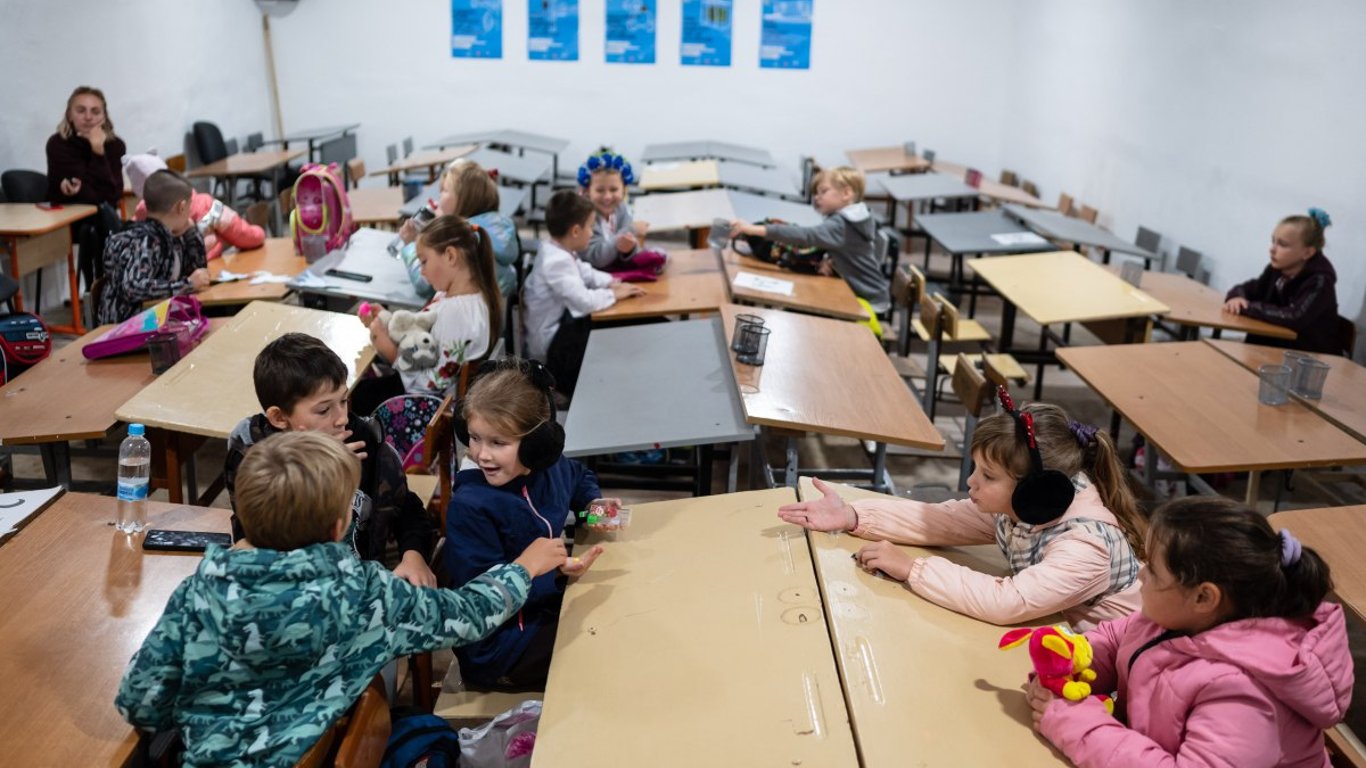 В Одессе из-за ракетной опасности отправили на дистанционное обучение несколько школ города