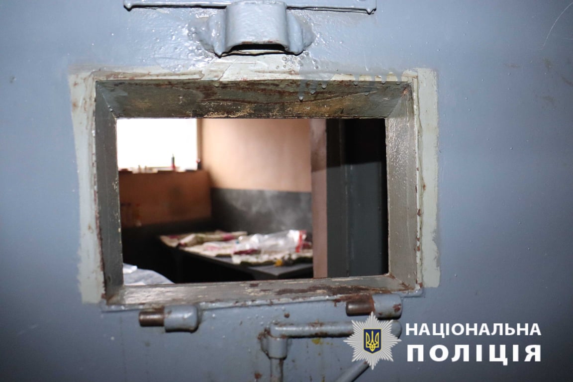 Били и пытали током — трем палачам из Харьковской области сообщили о подозрении - фото 4