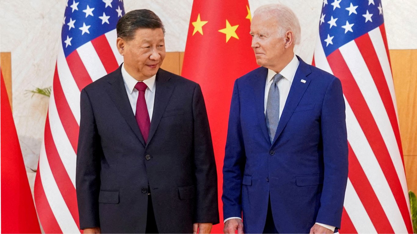 Белый дом ожидает переговоры Байдена и Си Цзиньпина, — СМИ