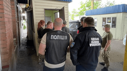 В Одесской области таможенник требовал взятку за оформление документов - 285x160