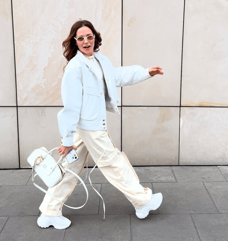 Денисенко обожнює носити світлі речі