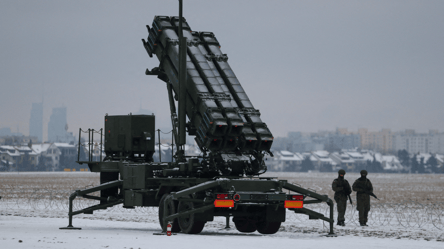 Міноборони України: США та ЄС допомагають закрити українське небо - 304x171