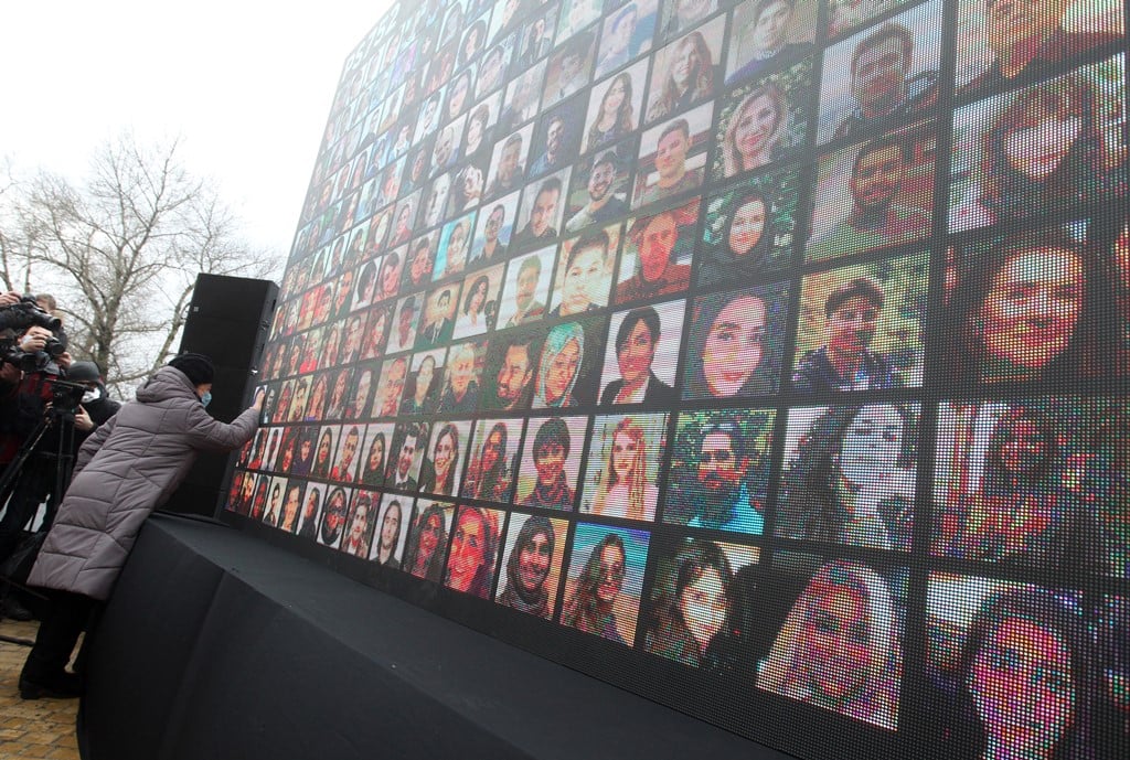 Шість років трагедії — річниця збиття літака МАУ в Ірані - фото 1