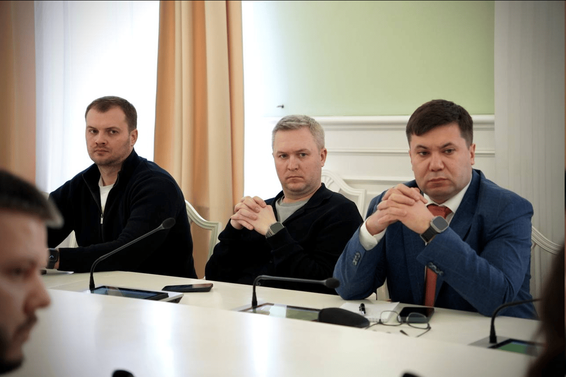 У Києві запущено перший безбар'єрний маршрут - фото 1