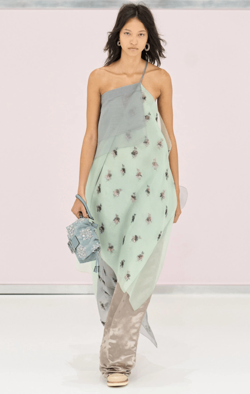 Образ в стилі 2000-х, що підкорив серця модниць