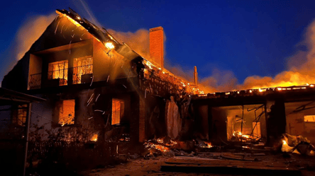 Оккупанты обстреляли жилые дома в Харьковской области — в ОВА рассказали о последствиях - 285x160