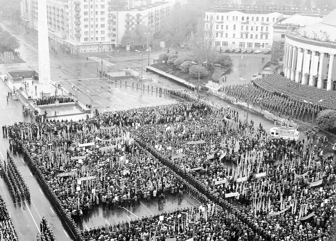 Редкие фото: как киевляне праздновали первый День города