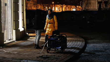 Відключення світла в Одесі — стали відомі графіки на завтра - 290x166