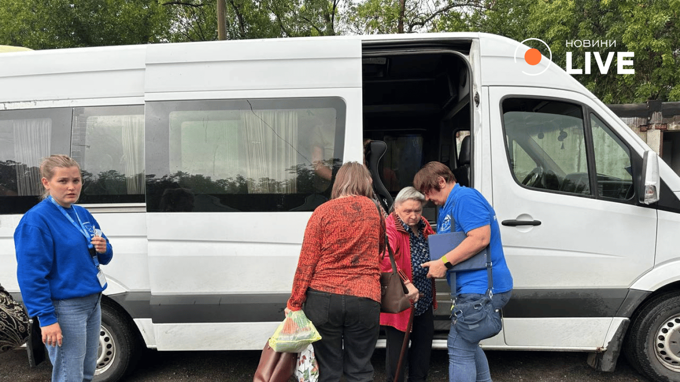 Евакуація у транзитний центр Павлограда