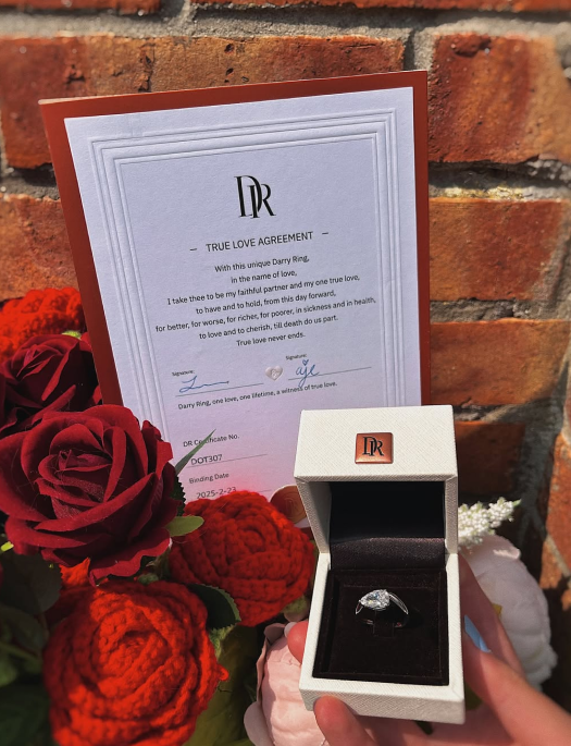 Чому всі дівчата у захваті від обручки Darry Ring