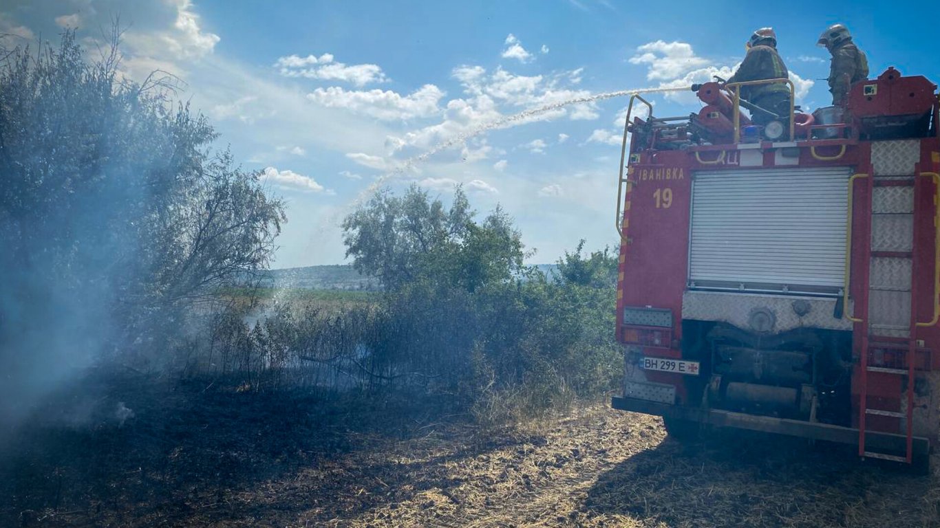 На Одещині сталось 70 пожеж через спеку за добу: ДСНС