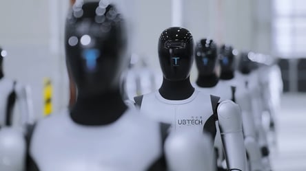 Walker S2 humanoid robots enter mass deployment in China - 285x160