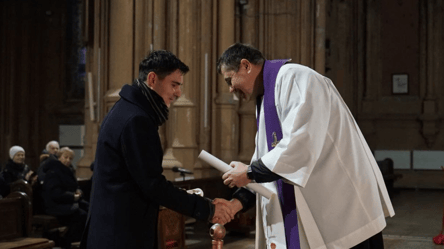 Митця з Одещини відзначив Папа Римский — як саме - 290x166