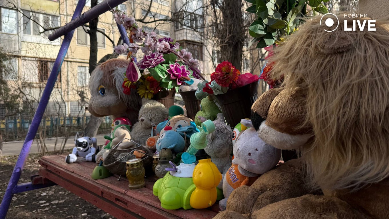 Згадка про удар по проспекту Добровольського в Одесі