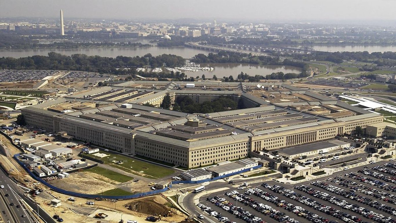 Discord співпрацює з США щодо розслідування витоку документів Пентагону