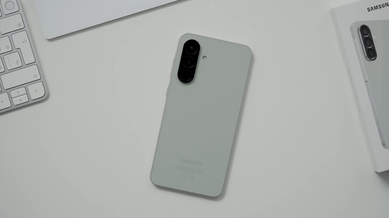 Бюджетний смартфон Samsung може отримати флагманську ШІ-функцію