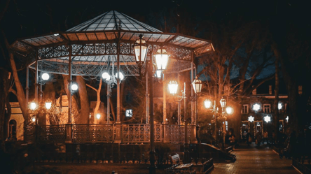 Графіки відключення світла в Одесі — прогнози на завтра - 285x160