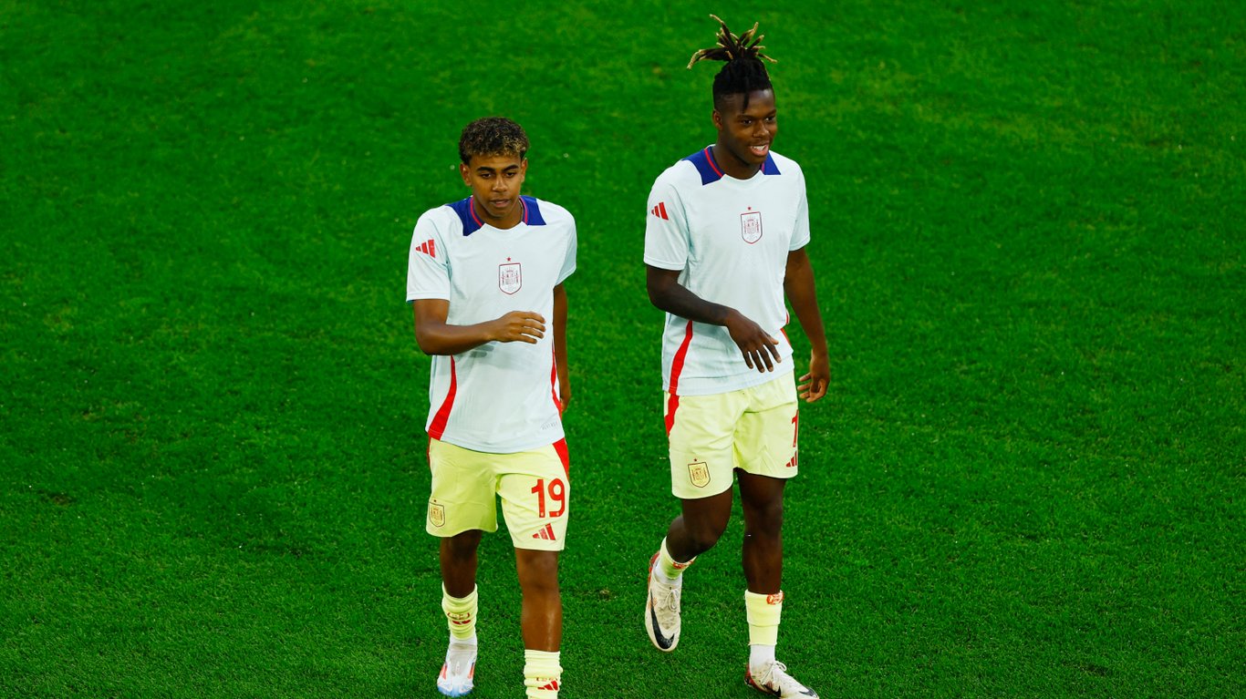 Ламін Ямал та Ніко Вільямс