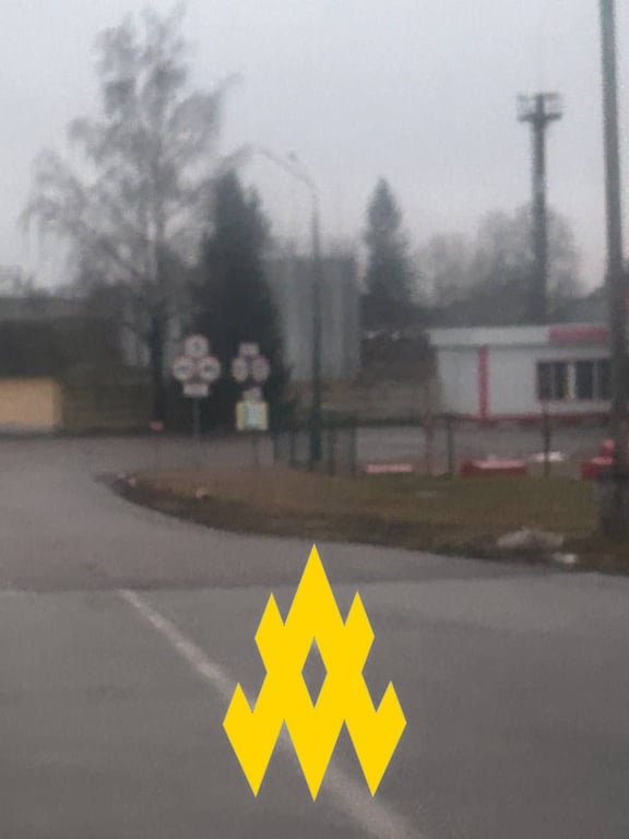 знімки нафтобази