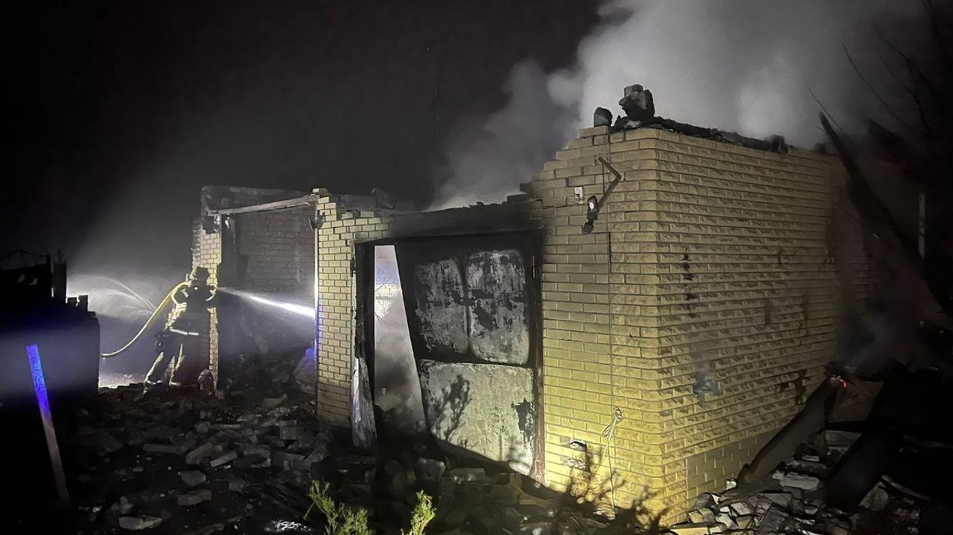 На Харьковщине произошел пожар в жилом доме, есть раненый