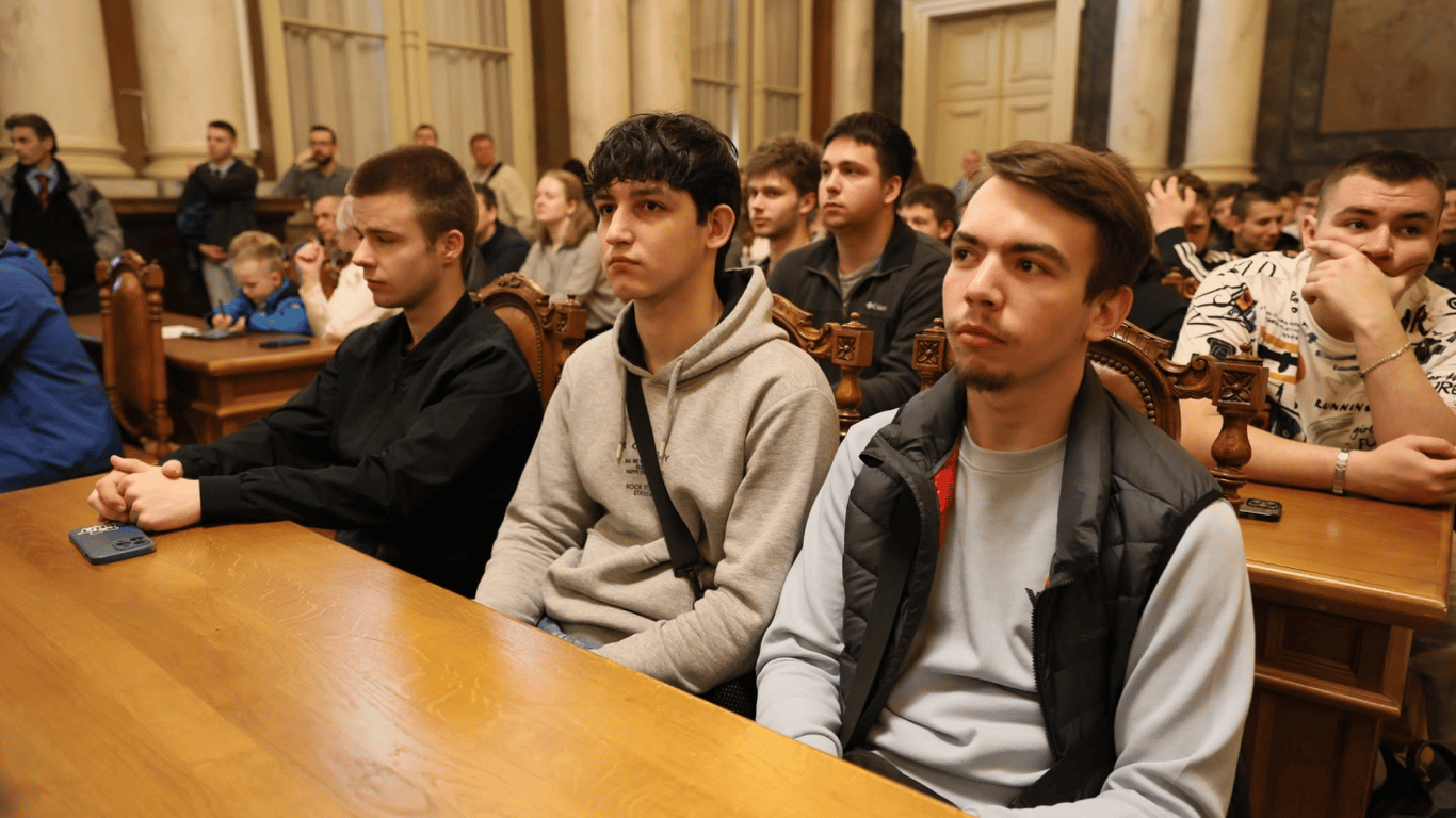 Обжалование справки ЕГЭБО: отсрочку можно получить через суд
