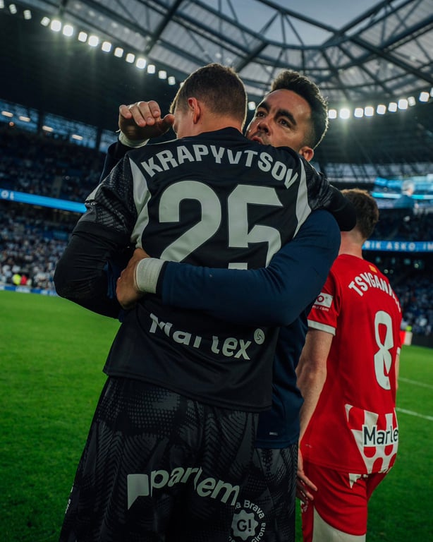 Владислав Крапивцов