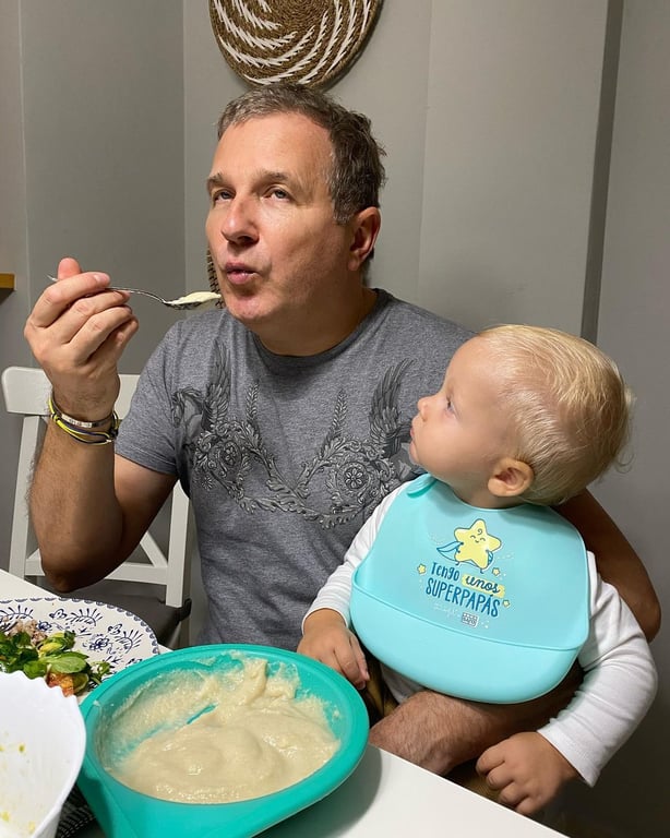 Осадча зачарувала мережу ексклюзивними фото молодших синів - фото 8