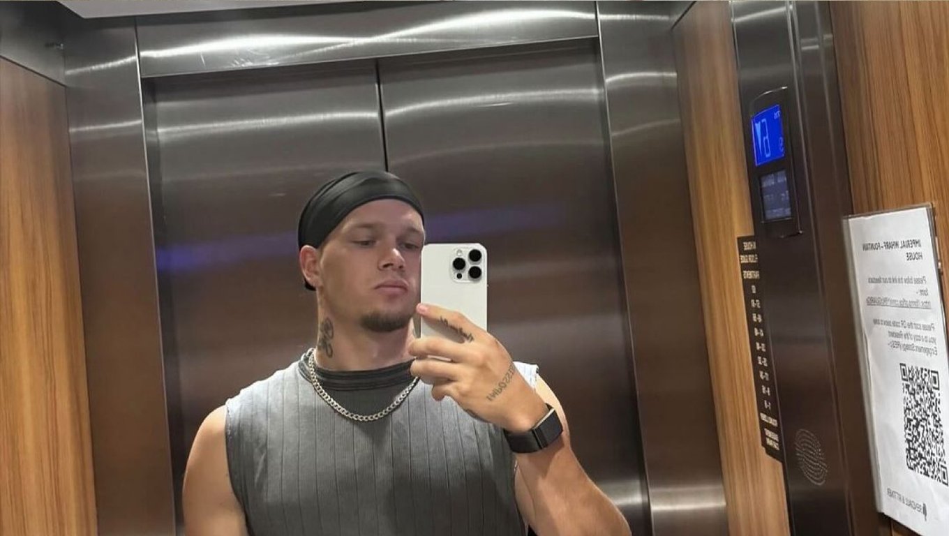 Михаил Мудрик