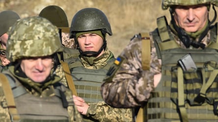 Выплаты в армии в январе — кому из бойцов доплатят 13 тыс. грн - 290x160