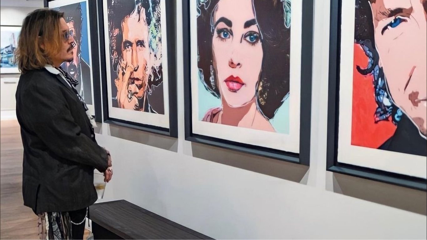 Джонни Депп продал портреты  знаменитостей, которые сам нарисовал: сколько за это получил денег