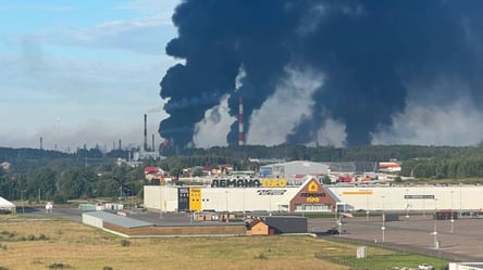Зеленський підтвердив успішні атаки по НПЗ в Росії та тіньовому флоту - 304x171