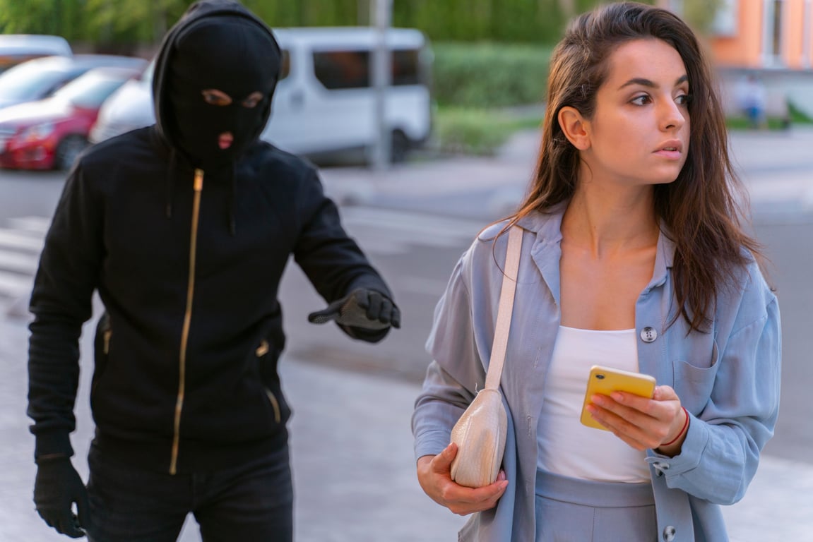 Туристка розкрила одну зі схем аферистів в Іспанії - фото 1