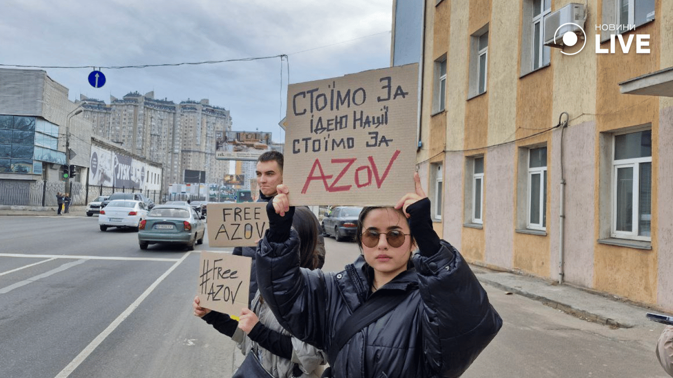 В Одессе состоялась акция Free Azov