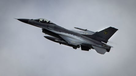 В Украине якобы потерпел авиакатастрофу истребитель F-16, — WSJ - 285x160