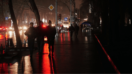 Відключення світла в Одесі — як діятимуть графіки завтра - 290x166