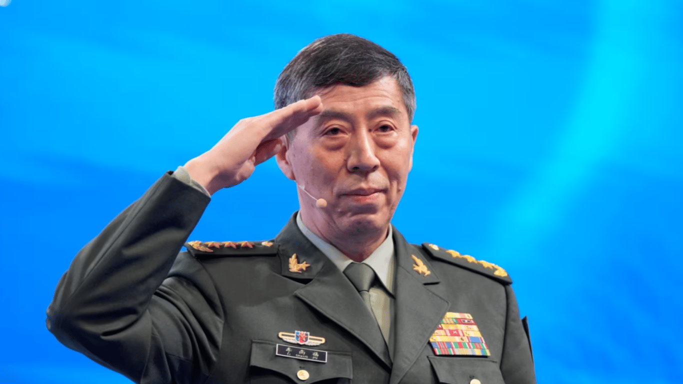 В Китае уволили министра обороны, который встречался с Путиным: он находится под следствием
