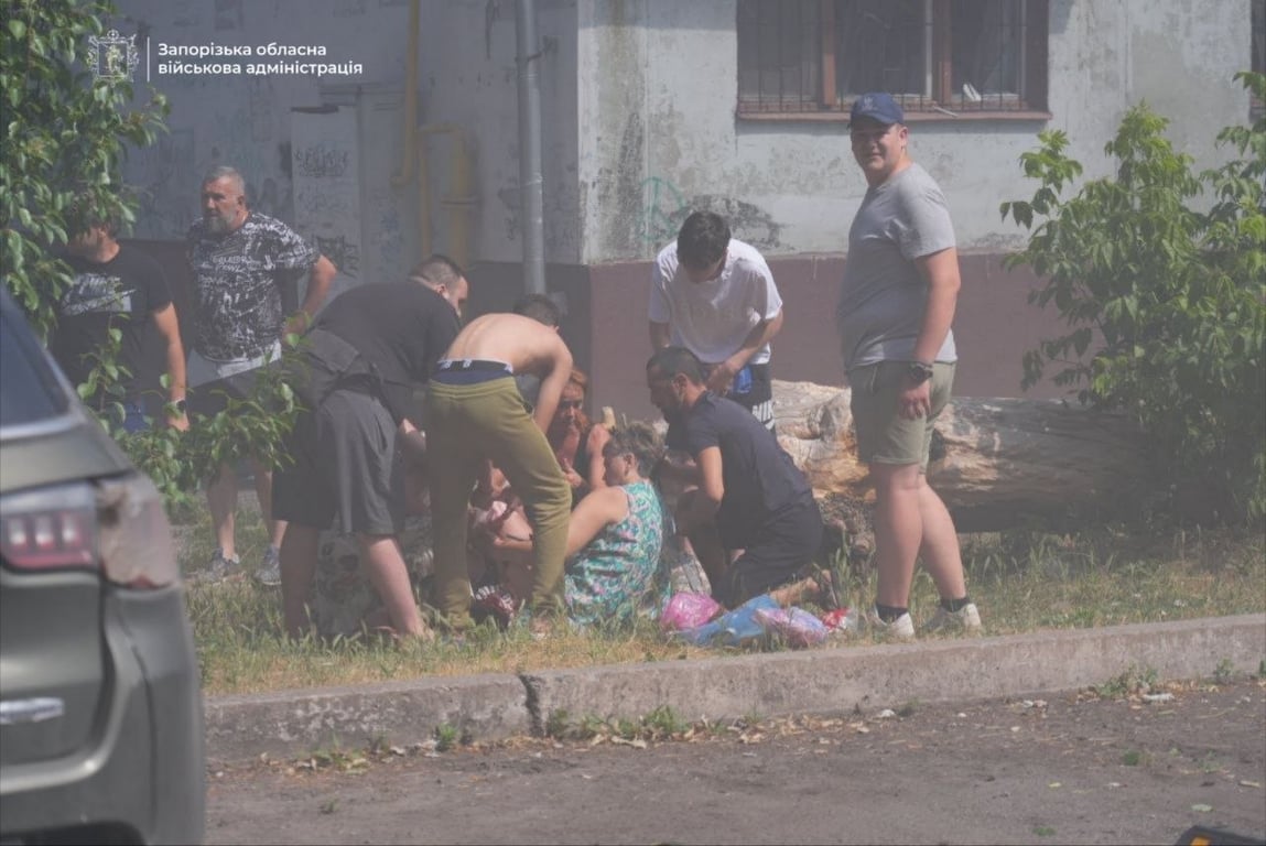 Постраждалому внаслідок обстрілу РФ Запоріжжя надають допомогу 28.06.2026