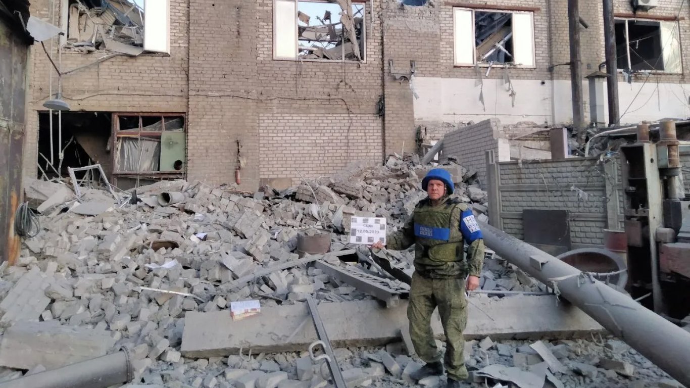 У Луганську знову чутно вибухи: імовірно, прилетіло в район авіаційного училища