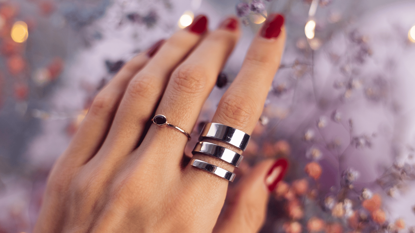 Які прикраси приносять нещастя