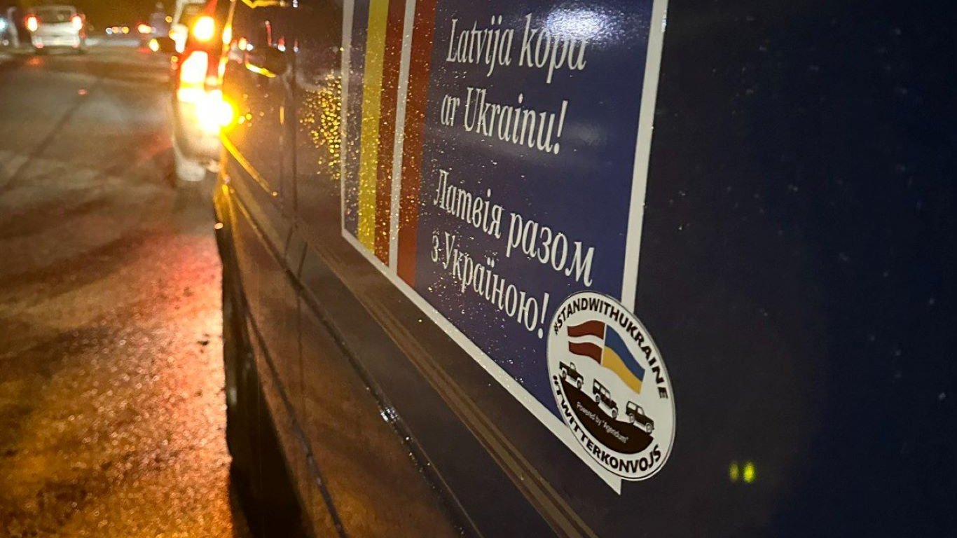 Латвія передала Україні авто майже на мільйон євро, які конфіскувала у п'яних водіїв - деталі