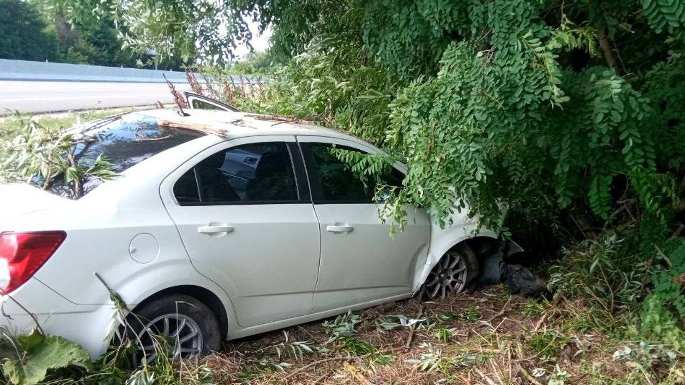 У Києві сталась ДТП через те, що водій заснув: постраждала дитина