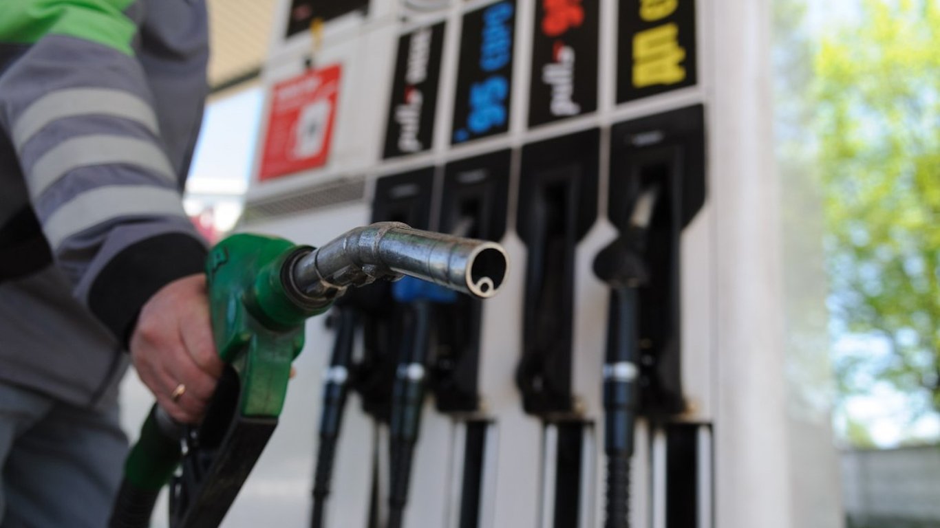 Лучшие нетрадиционные советы по экономии денег на бензине