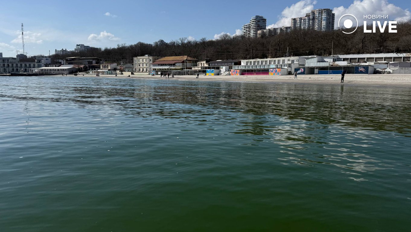 Забруднення моря в Одесі