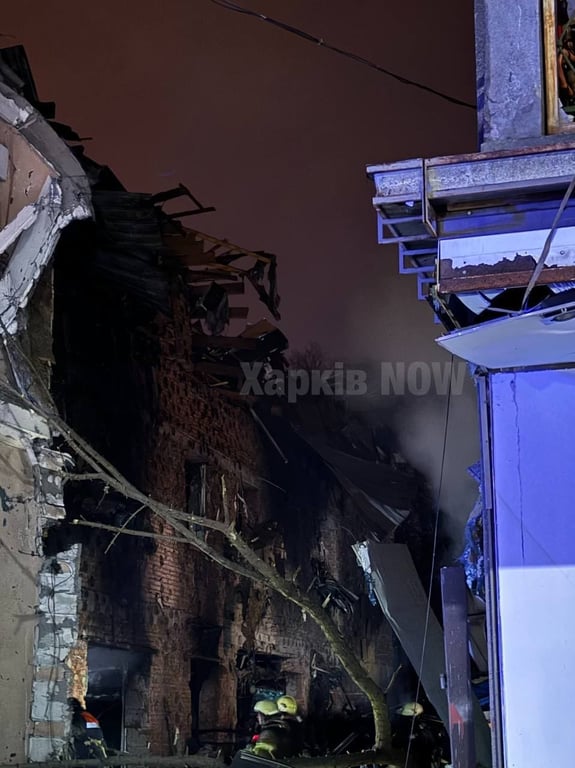 Попадание в жилой дом Харькова