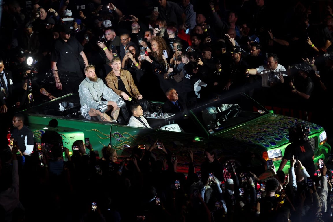 Джейк Пол і Майк Тайсон