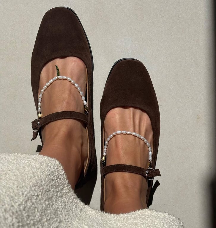 Балетки для теплої погоди теж хороший варіант