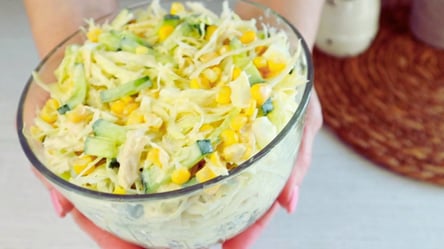 Весенний салат "Лолита" за 10 минут: понадобится пекинская капуста - 285x160