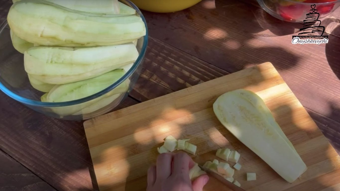 как приготовить икру из баклажанов.