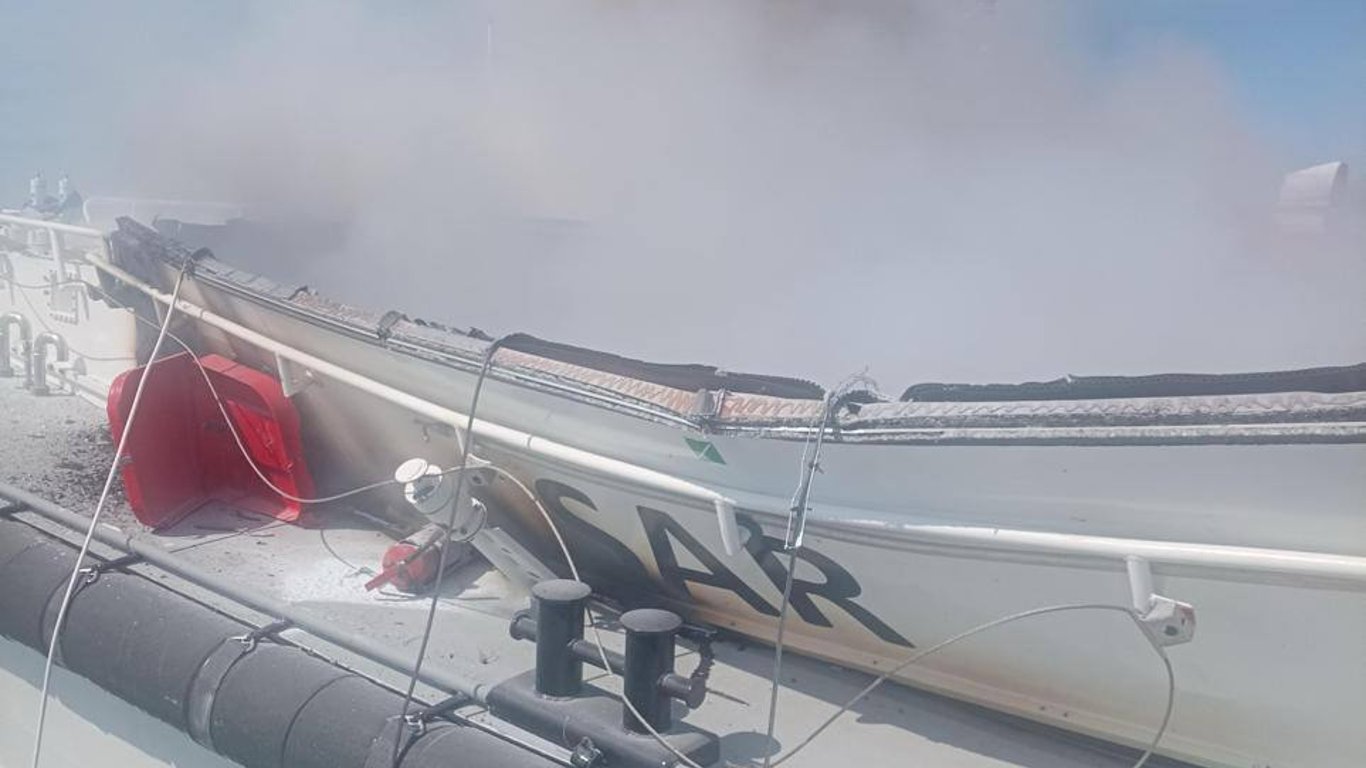 Росіяни атакували два рятувальні катери в Чорному морі