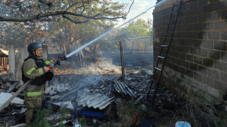 РФ вдарила по цивільній інфраструктурі на Дніпропетровщині — фото - 285x160